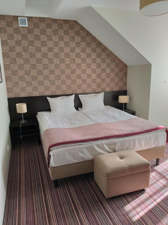 Hotel Weranda Lopuszno Jedle  Eksteriør billede