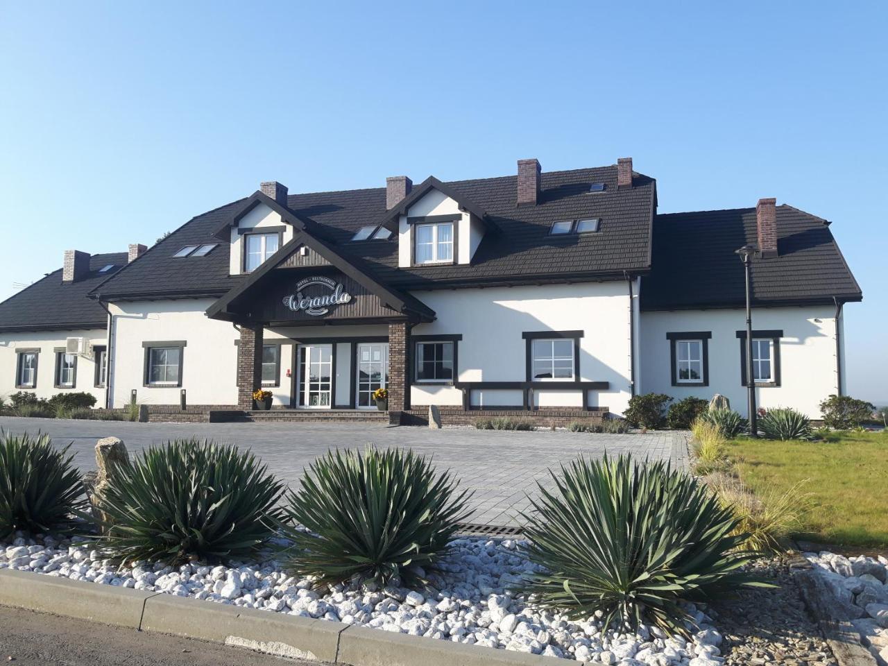 Hotel Weranda Lopuszno Jedle  Eksteriør billede